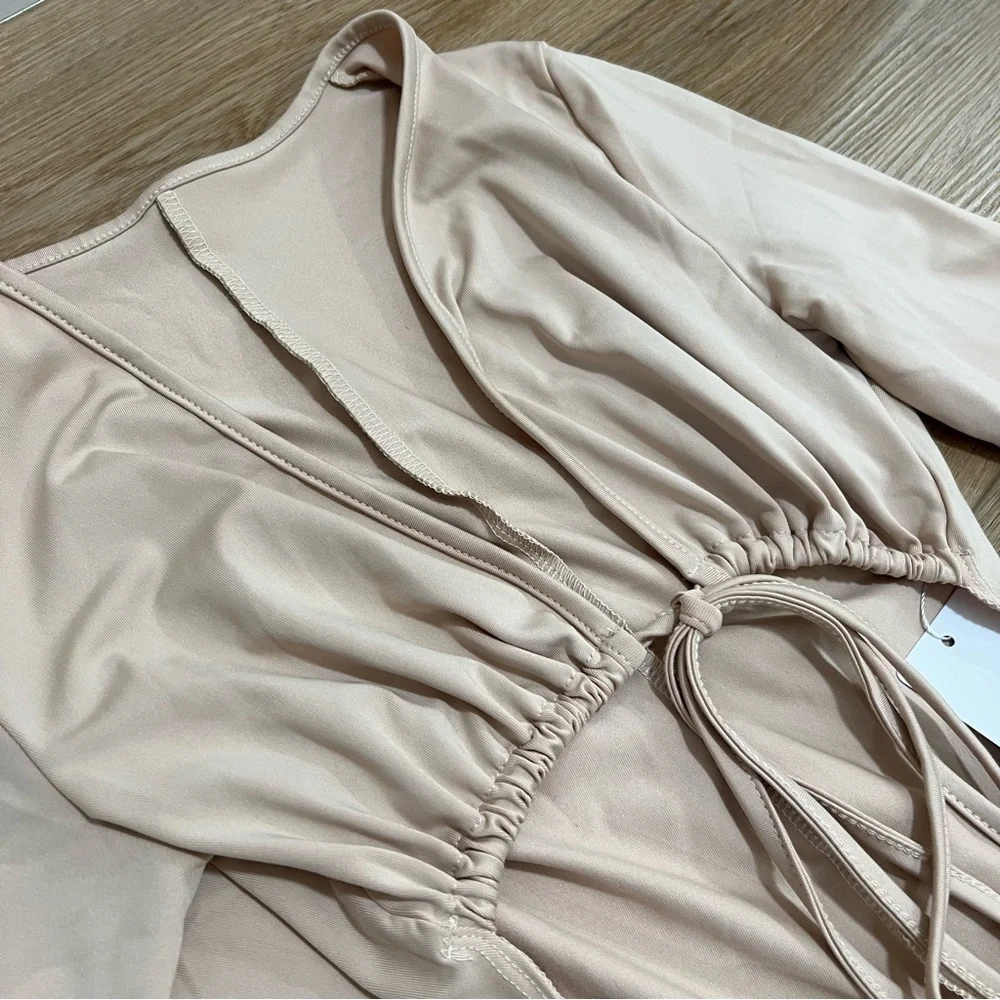 Solid Jumpsuit Drawstring Cleavage Waist Out One Piece Overall NWT Size S - Picture 6 of 6